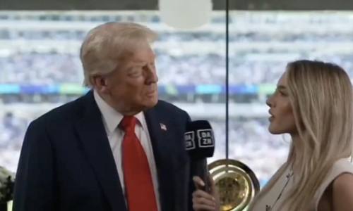 Sportiva exclusă din competiție cu 15 minute înainte de start. Donald Trump se află în spatele deciziei