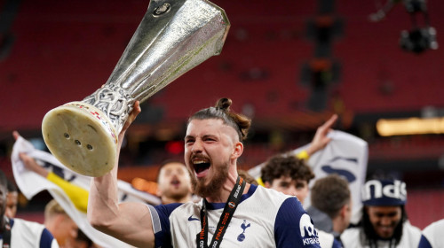 Drăgușin a spus la ce era atent când a împărțit vestiarul cu marele Cristiano Ronaldo