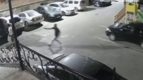 Camerele de supraveghere au surprins totul: o vedetă a fost împușcată în plină stradă, iar ce a urmat face înconjurul lumii