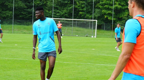 Emmanuel Yeboah, fostul atacant de la CFR Cluj, a semnat cu noua echipă