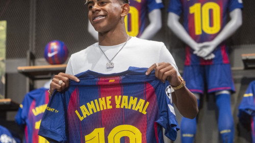 Jackpot! Barcelona s-a umplut de bani, la doar 24 de ore după ce a pus în vânzare noile tricouri cu Lamine Yamal