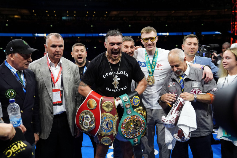 Oleksandr Usyk celebrates winning their IBF, IBO, WBC and WBO World heavyweight bout against Daniel Dubois at Wembley Stadium, London. Picture date: Saturday July 19, 2025.