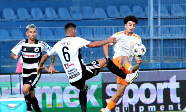 Antrenorul din Superliga vrea trei fotbaliști de la FCSB
