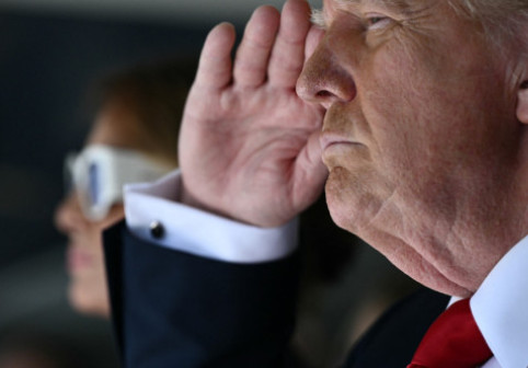 Donald Trump le-a ordonat "să-şi schimbe IMEDIAT numele", dar nu se aștepta la răspunsul primit