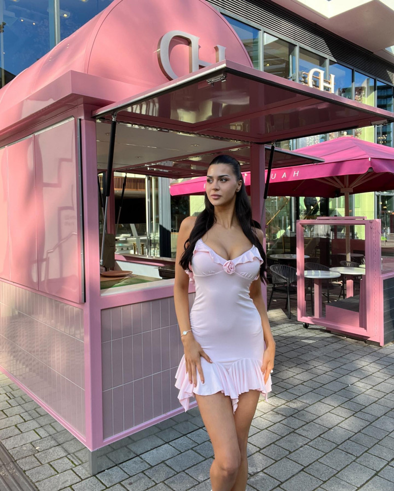 patricialaelena_1692954379_3177054060874381987_37598727131