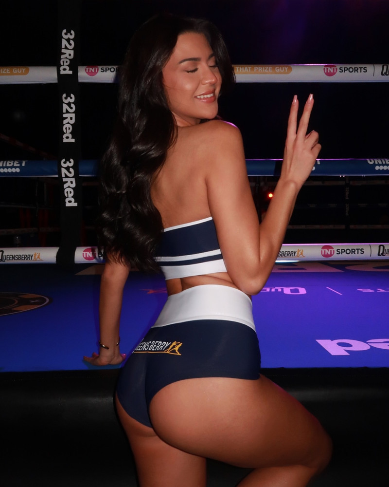 patricialaelena_1739192806_3564930102332632484_37598727131