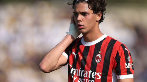 Românul Matteo Duțu, băgat în teren de Max Allegri la meciul Liverpool - AC Milan: duel cu șase goluri