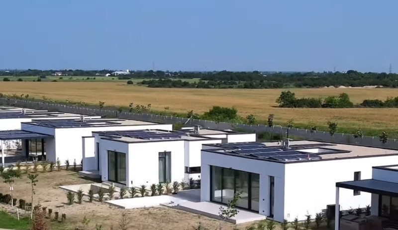 WhatsApp Image 2025-07-26 at 21.33.35 (1)