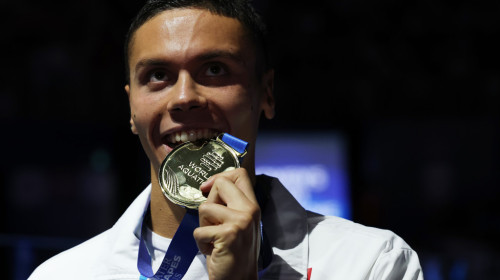 La picioarele lui David! World Aquatics a postat imaginile spectaculoase cu Popovici și a scris doar patru cuvinte