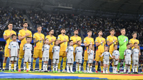 Simte că are o șansă să-l convingă! Jucătorul care a refuzat până acum naționala României a vorbit din nou cu Lucescu