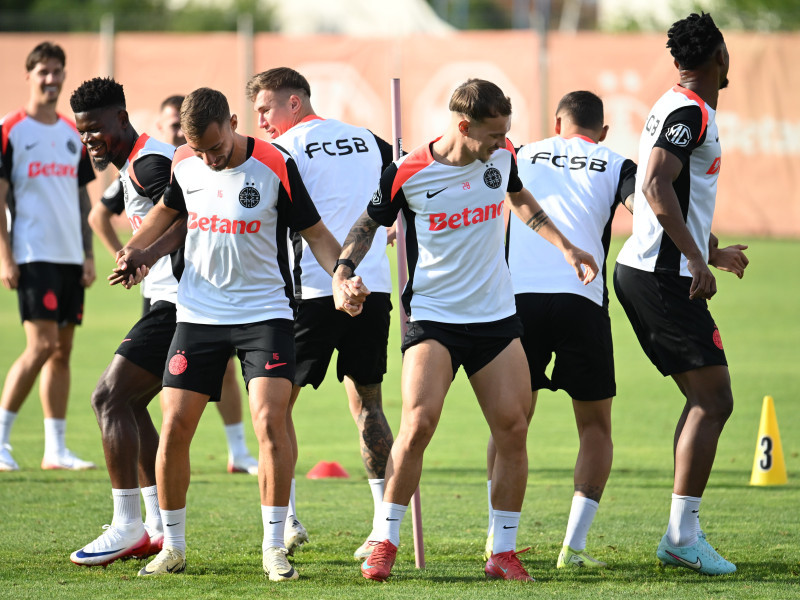 FOTBAL:ANTRENAMENT FCSB MECI KF SHKENDIJA, PRELIMINARIILE LIGII CAMPIONILOR (29.07.2025)