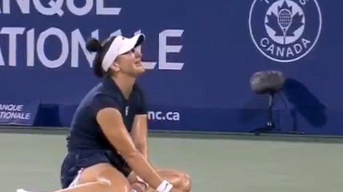 Dărâmată complet! Bianca Andreescu a început să plângă pe teren, la WTA Montreal