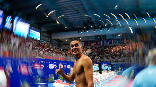 Gestul făcut de David Popovici, imediat după ce a câștigat medalia de aur în proba de 100 m liber