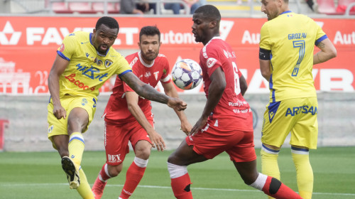 Petrolul - UTA Arad, LIVE VIDEO, 21:30, Digi Sport 1. Locul 7 vs locul 5 din SuperLigă. ECHIPELE