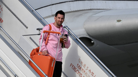Răsturnare spectaculoasă de situație! Lionel Messi semnează