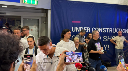 David Popovici a spus de ce a refuzat Salonul Oficial de la aeroportul Otopeni