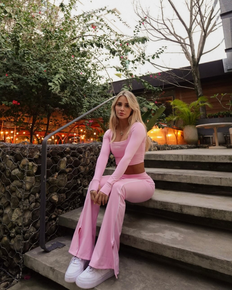 brunarotta__1751502563_3668191824497246477_331039334