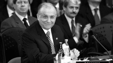 Decizie-fulger! FRF n-a stat pe gânduri, după ce Ion Iliescu a murit