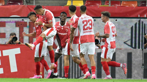 Metaloglobus - Dinamo, LIVE VIDEO, 21:30, pe Digi Sport 1. "Câinii" au moralul ridicat după victoria cu FCSB