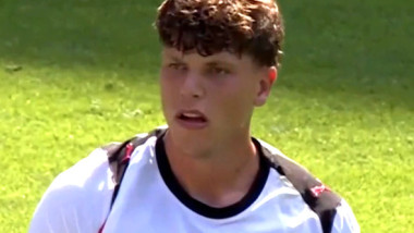 Italienii au dat verdictul, după ce Andrei Coubiș a debutat cu autogol și cartonaș roșu la AC Milan