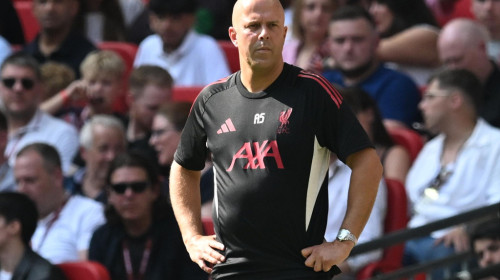 Reacția lui Arne Slot, după ce Liverpool a pierdut primul trofeu al sezonului