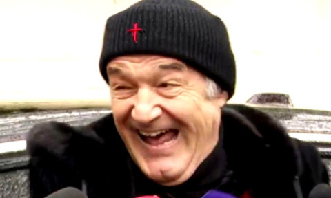 Se însoară la 71 de ani! Gigi Becali a primit invitația la nuntă și a început să râdă