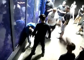 Tatăl puștiului băgat în spital de un campion la box a reacționat, după scenele brutale de la Bacău