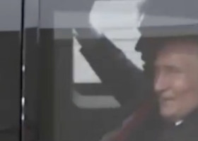 Vladimir Putin s-a urcat în ”Bestia” lui Donald Trump și au urmat momente total neașteptate, care s-au viralizat instant