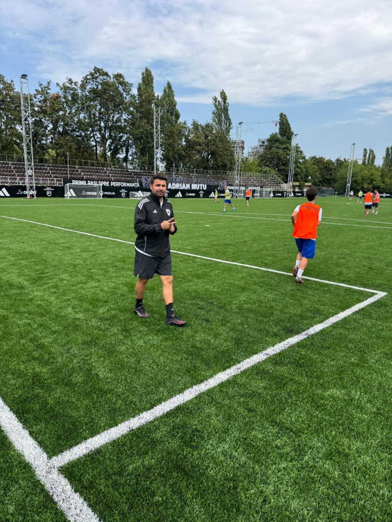 adrian mutu academia adrian mutu (8)