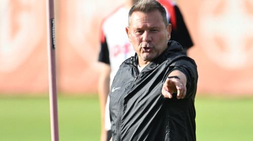 "A greșit Thomas Neubert pregătirea de vară?". Detalii din interiorul celor de la FCSB