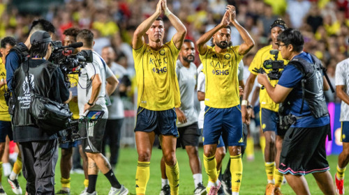 Cristiano Ronaldo, primit ca un erou în locul în care Leo Messi a devenit "inamicul public numărul 1"