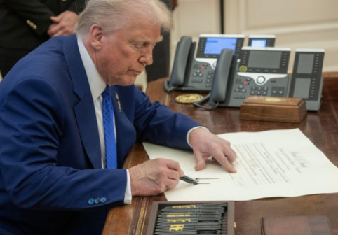 Donald Trump a dat "tonul": a semnat ordinul, iar acum a fost făcut marele anunț