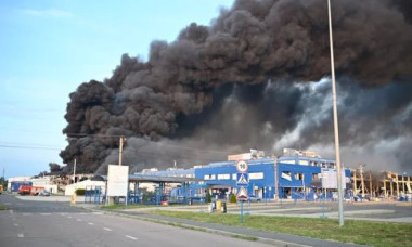 Rusia a lovit cu rachete o companie americană din vestul Ucrainei. Zelenski denunță un atac deliberat
