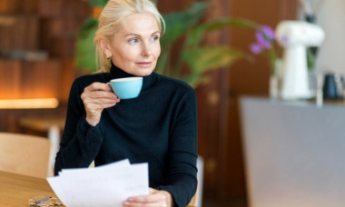Pensionarii se grăbesc să își retragă pensia privată. În câte zile iau banii? De ce pierd 4.200 lei?
