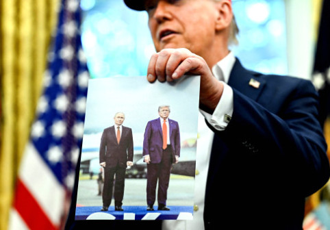 Ce ironie! Kasparov i-a spus lui Trump unde să agațe fotografia cu Putin, după momentul bizar de la Casa Albă