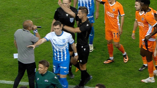 Eliminarea crainicului stadionului din Craiova a ajuns și în presa din Anglia. ”Episod incredibil!