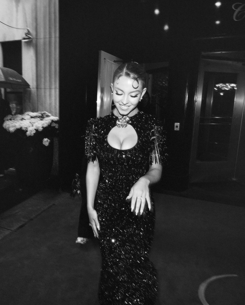 sydney_sweeney_1746562910_3626755014971471229_8140453 (1)