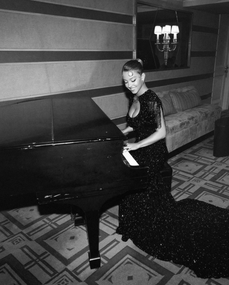 sydney_sweeney_1746562910_3626755014971414790_8140453