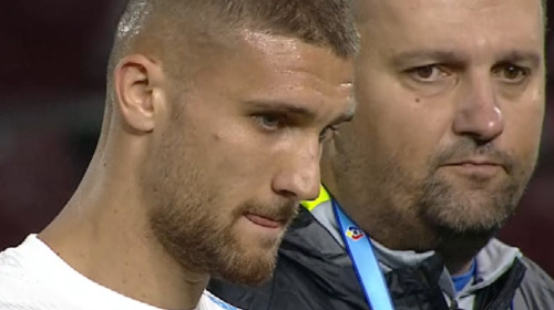 Probleme la FCSB: Daniel Bîrligea a fost schimbat după doar 12 minute!