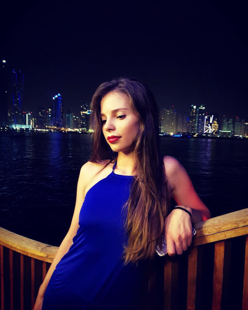 dr.larisa.popescu_1500721597_1564488606649994844_4176563797