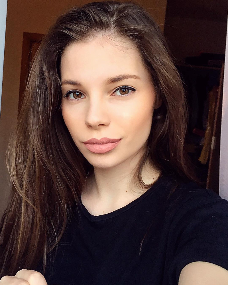 dr.larisa.popescu_1523782253_1757935411869917002_4176563797