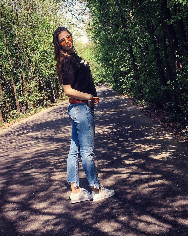 dr.larisa.popescu_1524507263_1764017238887958604_4176563797