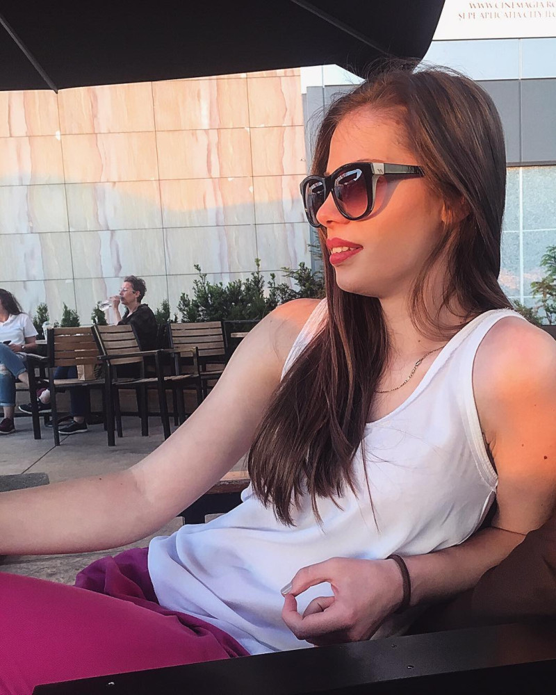 dr.larisa.popescu_1525281061_1770508329405557169_4176563797