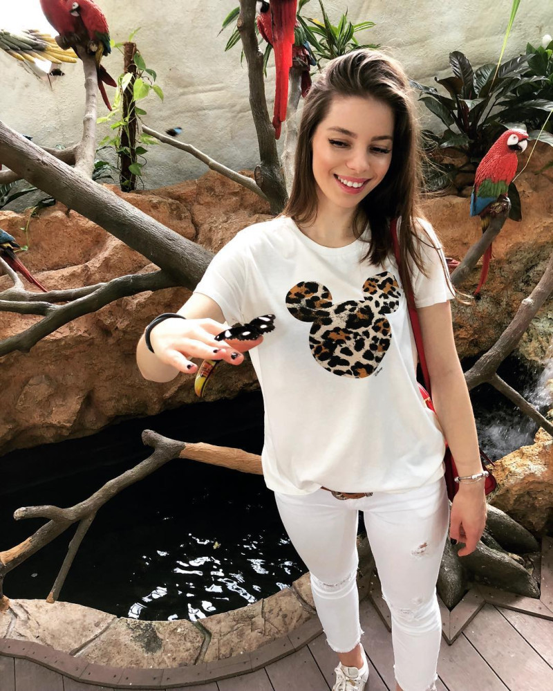 dr.larisa.popescu_1545924279_1943676190457632804_4176563797