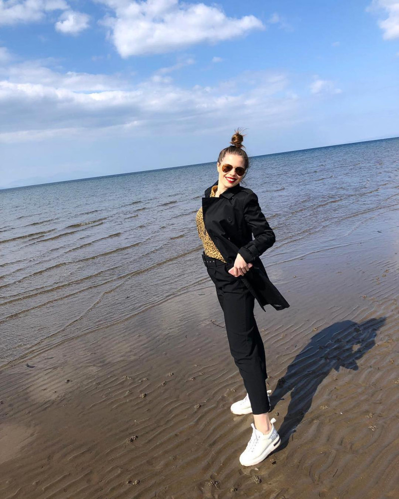 dr.larisa.popescu_1555077742_2020461006796287209_4176563797