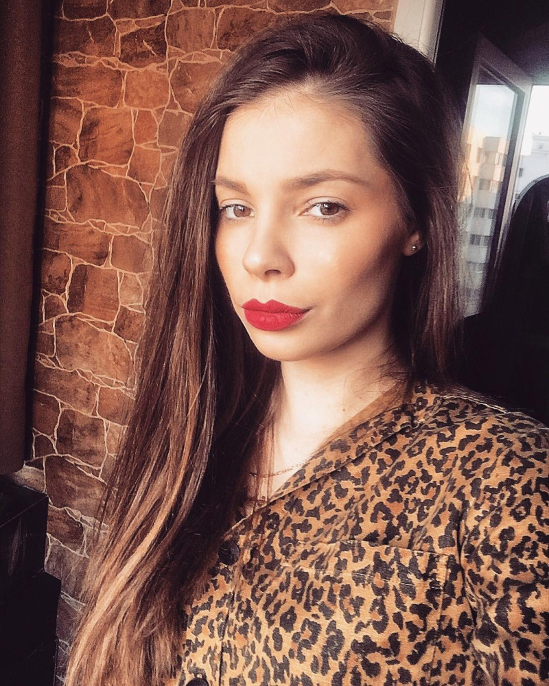 dr.larisa.popescu_1555443002_2023525029855037428_4176563797