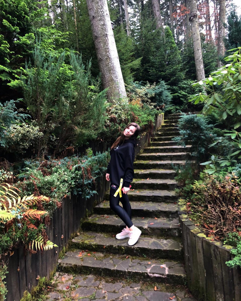 dr.larisa.popescu_1573570521_2175589677677957985_4176563797