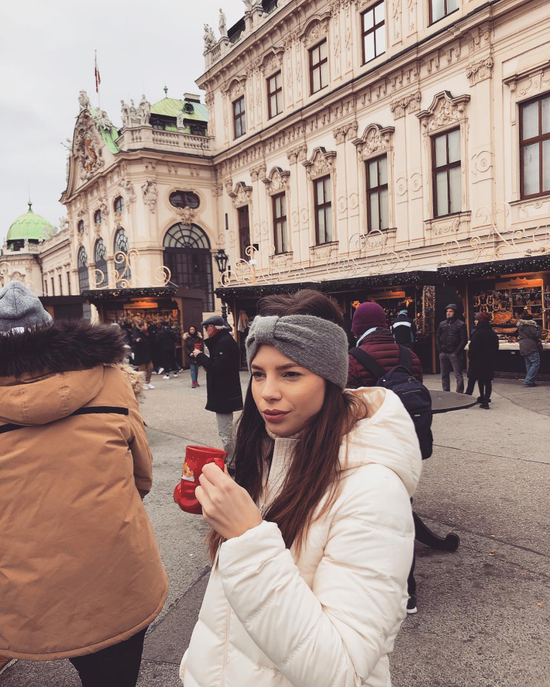 dr.larisa.popescu_1577787118_2210961058347202183_4176563797