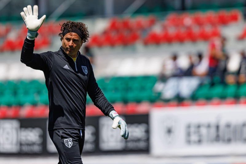 Guillermo Ochoa seen during Liga Portugal game between teams of CF Estrela Amadora and AVS Futebol SAD at Estadio Jose Gomes (Maciej Rogowski)