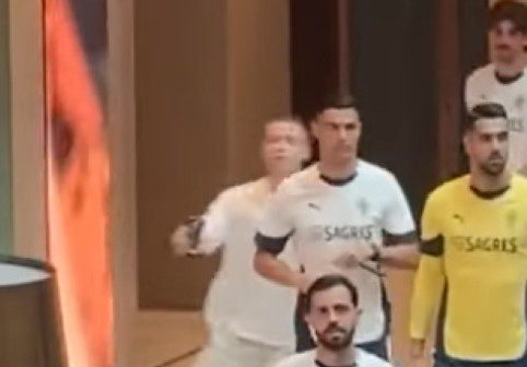 ”Cât de urât”: Cristiano Ronaldo credea că nu e filmat și a făcut un gest total neașteptat, când un copil s-a dus la el
